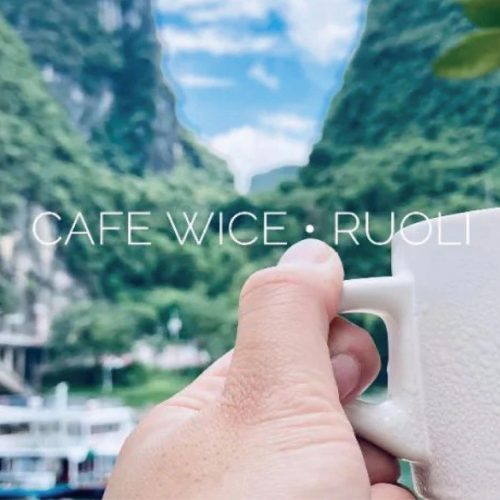 从澳洲回国后，我在桂林开了一家咖啡馆